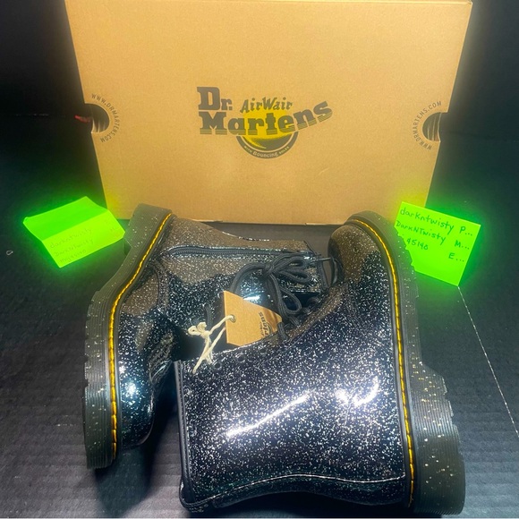 BNIB Dr.Martens 1460 UK 4 US 6 Cosmic Glitter PRICE FIRM NO OFFERS NO DISCOUNTS - Picture 6 of 15